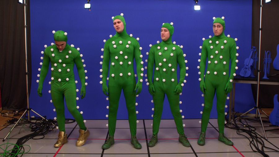 BTR w "ball suitach" w odcinku "Big Time Cartoon"