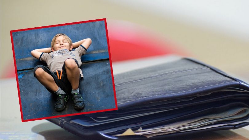 Chłopiec znalazł portfel z dużą sumą pieniędzy i zadzwonił na 112 