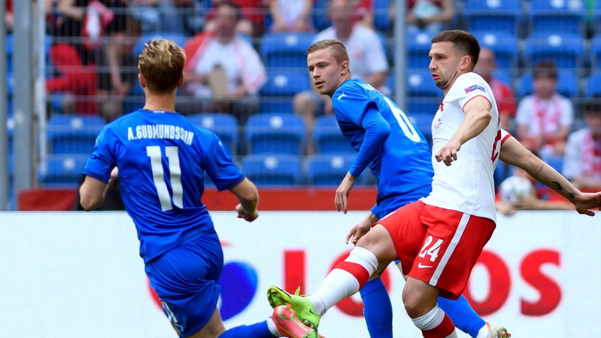 PAP / Jakub Kaczmarczyk / Na zdjęciu: Jakub Świerczok w meczu z Islandią