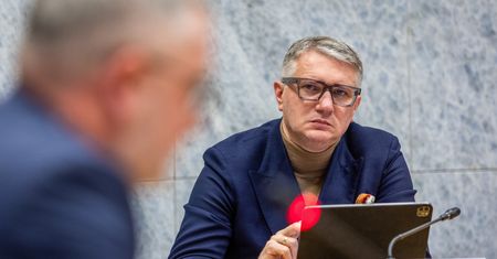 Ostra dyskusja w programie na żywo. "Po co pan takim tonem mówi?"