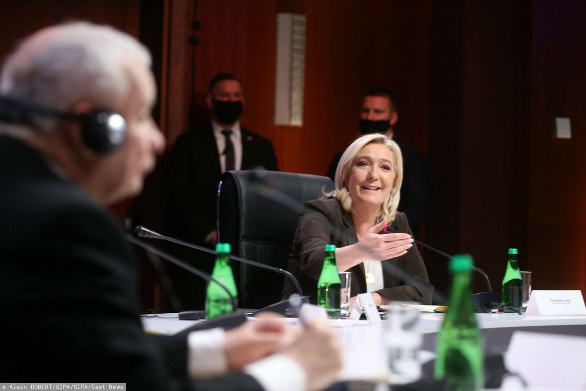 Jarosław Kaczyńsk i Marine Le Pen na Warsaw Summit w Warszawie 