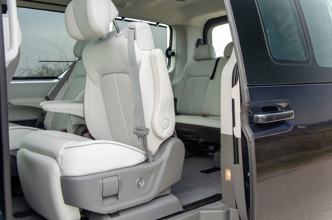 Hyundai Staria