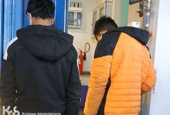 Mazowieckie. Afgańczycy ukryli się w naczepie w Turcji. Zostali zatrzymani w Pruszkowie