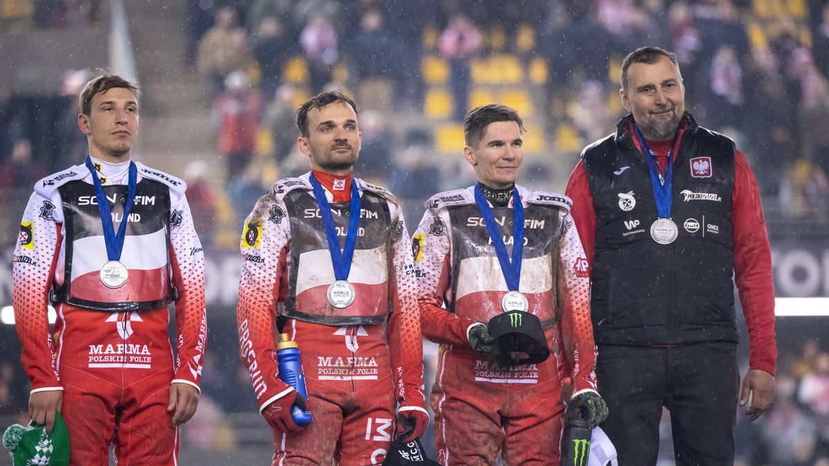 PAP / Tytus Żmijewski / Na zdjęciu: Polacy na podium SON