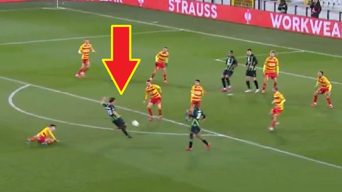 Twitter / Screen / Polsat Sport / Na zdjęciu: Jagiellonia Białystok szybko straciła gola w Belgii
