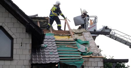 Ekstremalne burze nad Polską. Duże straty