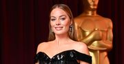 Oscary 2023. Margot Robbie błyszczy na gali w sukni Armani Prive (ZDJĘCIA)