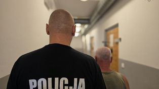 Racibórz: 61-latek zwyzywał dwie Ukrainki w sklepie. Po zatrzymaniu grozi mu kara do 3 lat więzienia