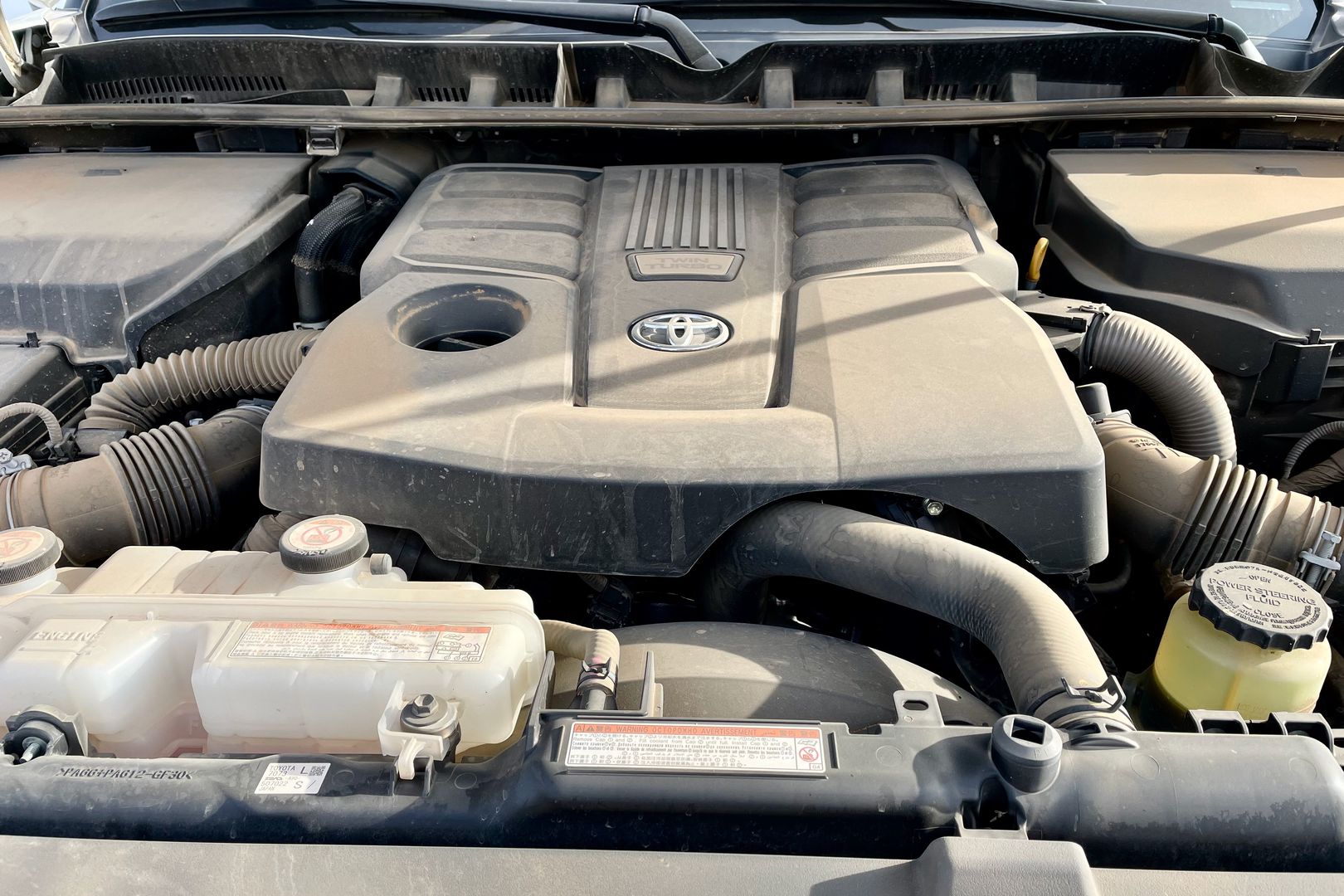 Toyota Land Cruiser 300