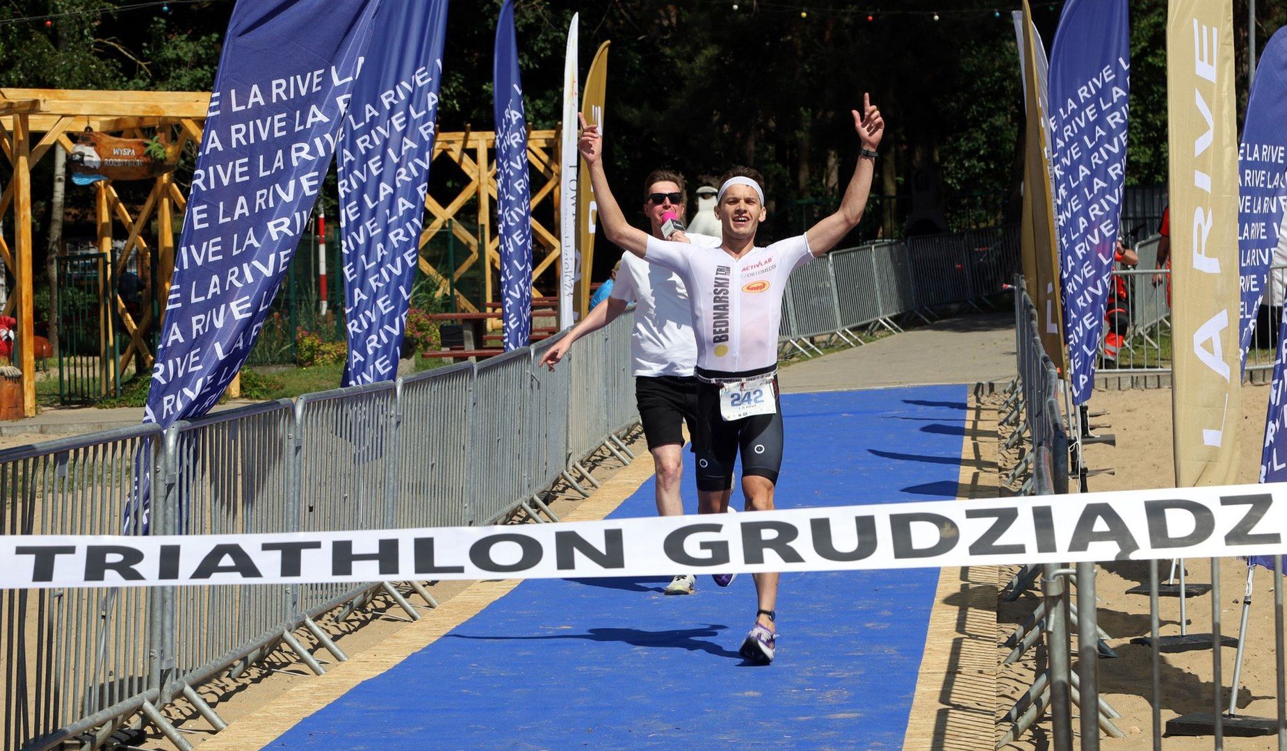 Triathlon La Rive nad jeziorem Rudnickim w Grudziądzu