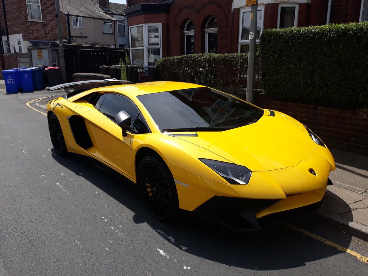 Zarekwirowane lamborghini aventador SV