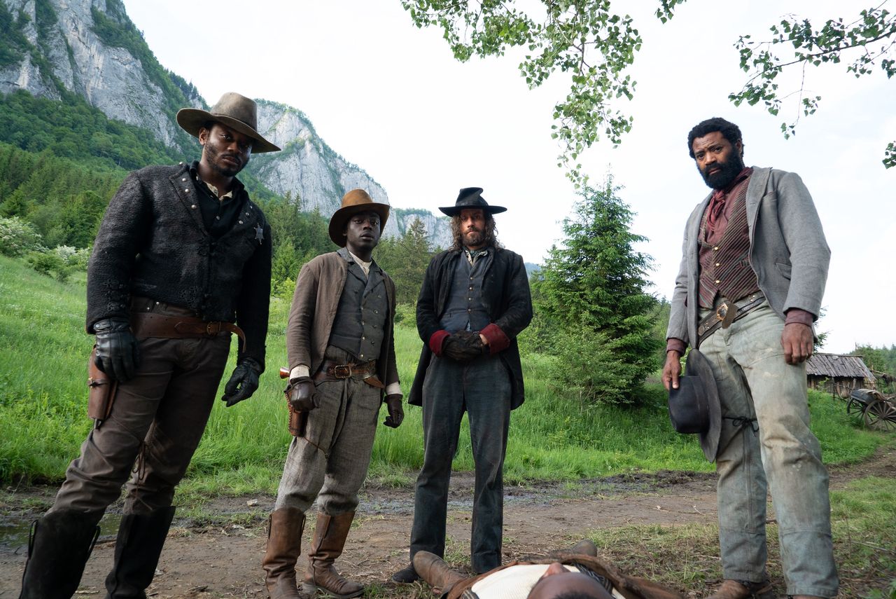 Jyuddah Muzahura (Seymour Ellis), Benny Opoku-Arthur (Kevin Ellis), Nicholas Pinnock (John Ellis), Matthias Schoenaerts (Django)