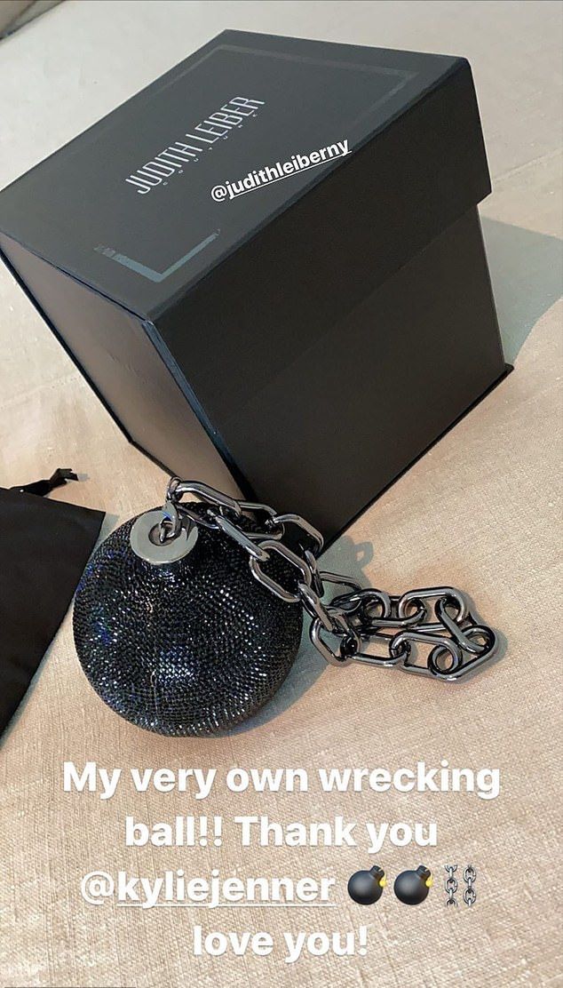 Prezenty Kris Jenner na Dzień Matki