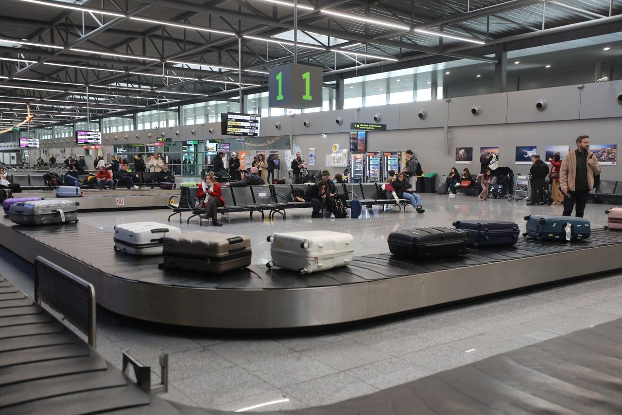 Katowice: Rok 2025 był najlepszym rokiem w historii lotniska Pyrzowice. Blisko 54 tysiące startów i lądowań, ponad 7 milionów pasażerów