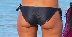 Jessica Alba nadal ma obwisłe piersi i cellulit?