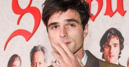 Jacob Elordi oskarżony o NAPAŚĆ. Miał dusić producenta radiowego. Jest komentarz policji