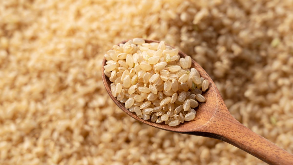 Brązowy i biały to ta sama odmiana ryżu.