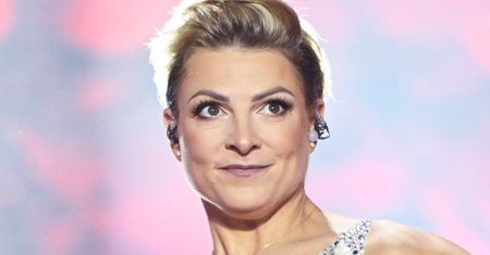 Magda Narożna w różowym bikini pozdrawia z wakacji. Fani zachwyceni: "Ale figura"