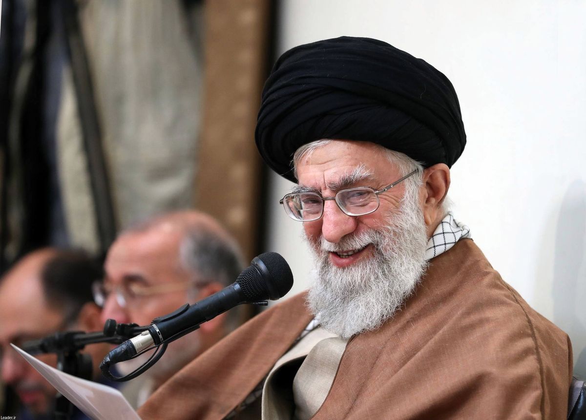 Iran. Protesty antyrządowe. Demonstranci żądają dymisji Alego Chameneiego