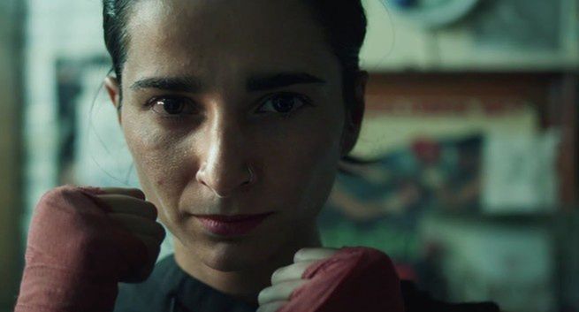 Ból towarzyszący uprawianiu sportu w nowej kampanii „Be more human” Reeboka