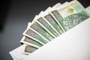 Ile dać w kopercie na komunię? Polacy zabrali głos