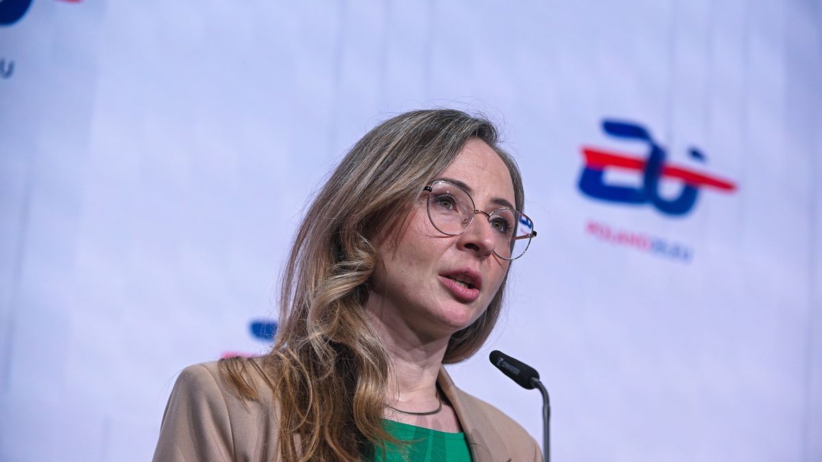 Agnieszka Dziemianowicz-Bąk mówi o czterodniowym tygodniu pracy