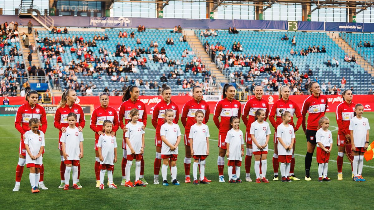 Zdjęcie okładkowe artykułu: PAP / Bartłomiej Wójtowicz / Na zdjęciu: reprezentacja Polski w piłce nożnej kobiet