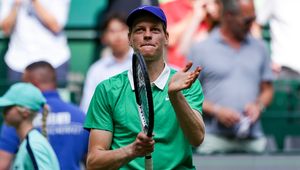 Włosi lepsi od gospodarzy. Jannik Sinner uczcił rocznicę