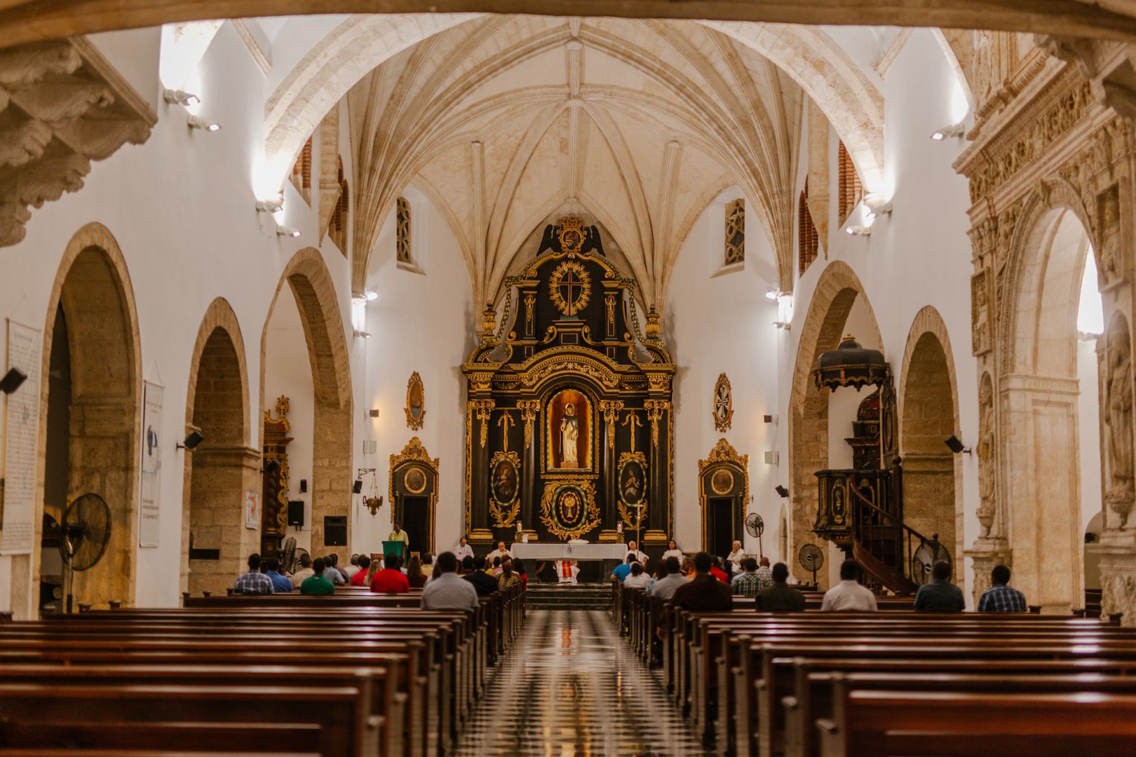 Dramat we włoskim Kościele. 89 ofiar w ciągu dwóch lat