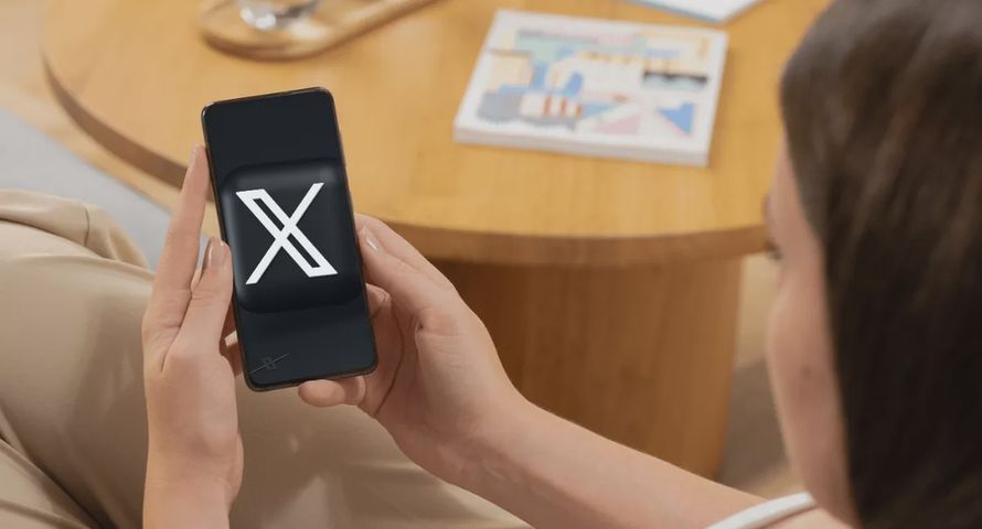 Portal X wprowadza zmiany. Mokry sen Muska coraz bliżej?