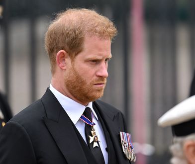 Serial "Harry i Meghan" może być gwoździem do jego trumny. Czy książę straci tytuł?