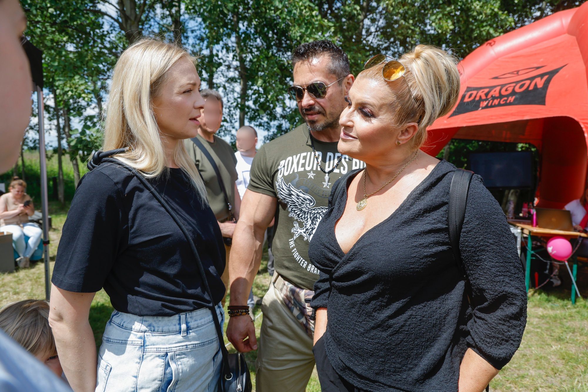 Katarzyna Skrzynecka zabrała męża i córkę na celebrycką imprezę