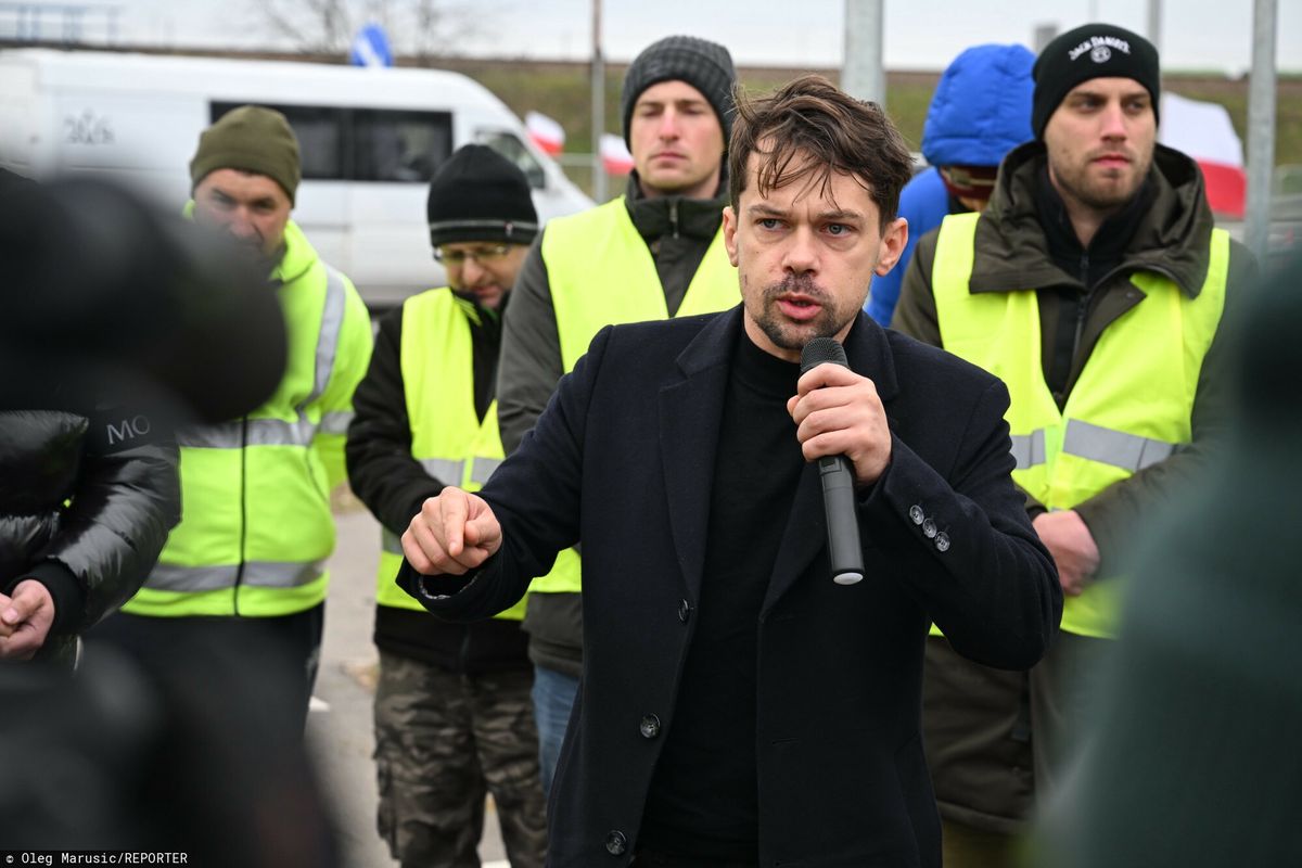 Z protestującym rolnikami spotkał się w miejscowość Gościejowice na Opolszczyźnie wiceminister rolnictwa Michał Kołodziejczak