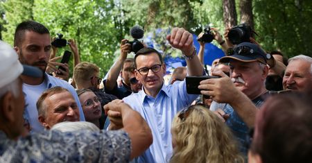 Opozycja pyta o koszty "pikników PiS". "Wiją się jak mogą, byleby nie powiedzieć"
