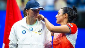 Już wiadomo, o co chodzi. Ten szczegół przykuwa uwagę w stroju Świątek