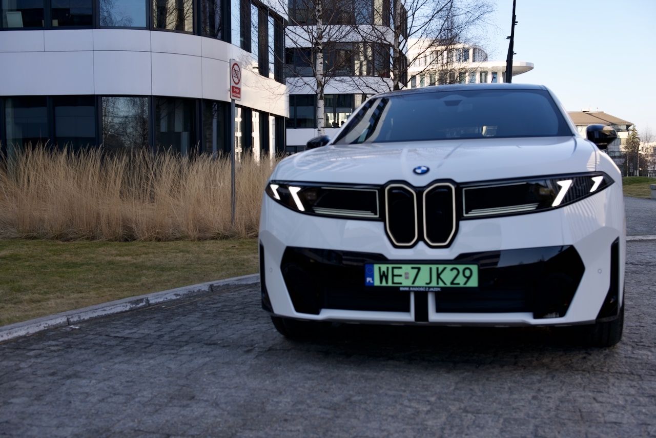 BMW iX3