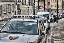 Ile samochodów jeździ po Warszawie?