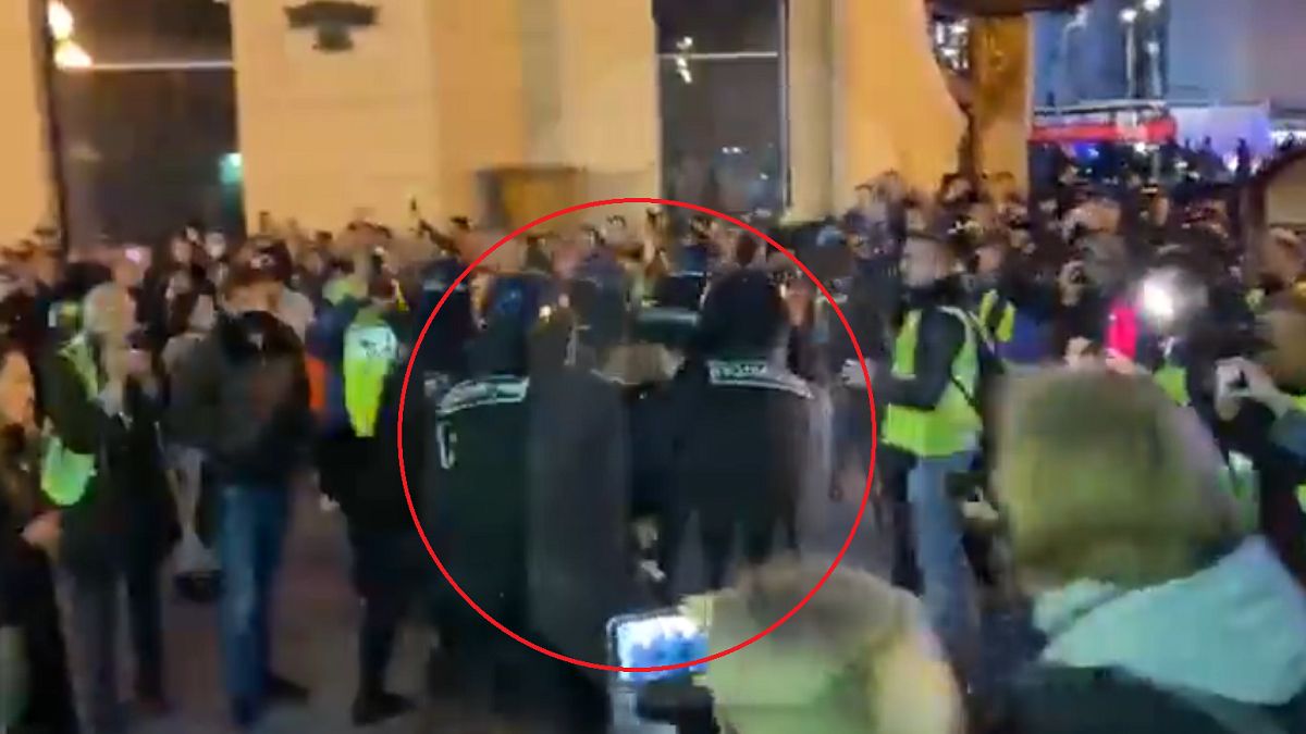 Tłumy ludzi wyszły na ulice Moskwy. Reakcja na orędzie Putina