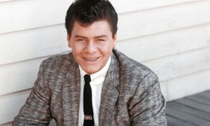 Ritchie Valens wygrał rzut monetą. Przez to zginął w katastrofie lotniczej