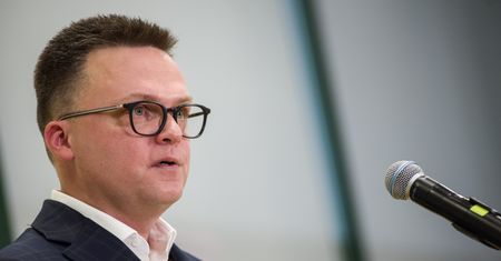 Kryzys energetyczny. Hołownia: "Czas ratować Polaków przed bankructwem"