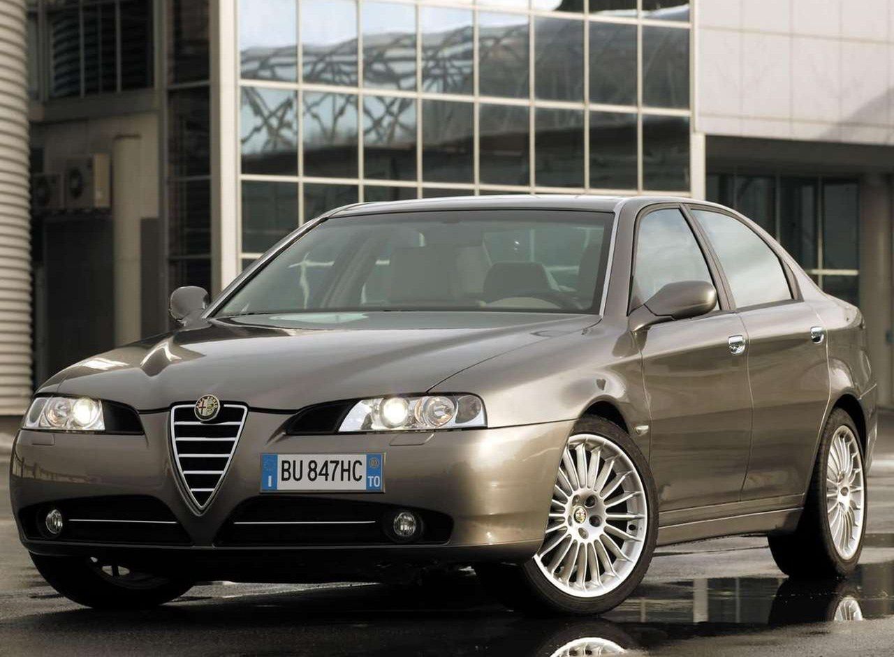 Alfa Romeo 166