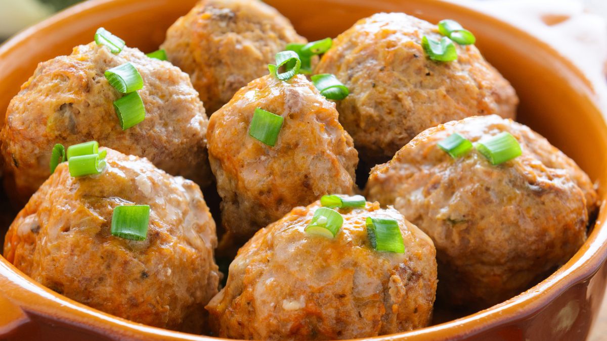 Kotleciki  z farszu na gołąbki