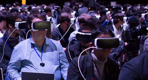 Segment VR jest w przełomowym okresie, wyniki sprzedaży obiecujące (opinie)