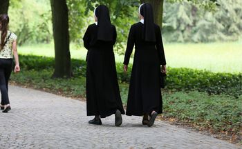 Oto dlaczego zakrywają włosy. Mało kto zdaje sobie sprawę