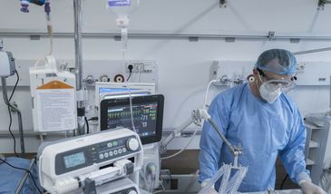 Wielka Brytania. Niepokojące doniesienia. Chodzi o wariant Delta