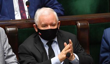 PiS straci większość w Sejmie? Liczymy "szable" Jarosława Kaczyńskiego