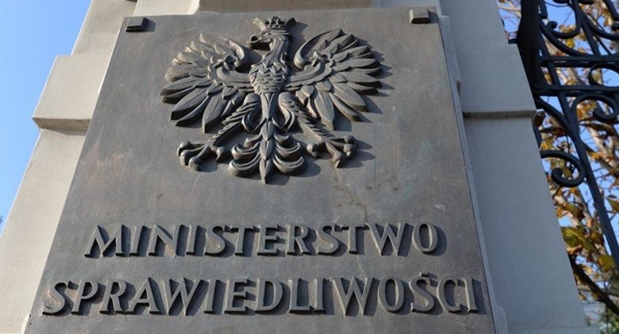 Resort sprawiedliwości planuje kampanię o naborach ławniczych. Szuka ekspertów