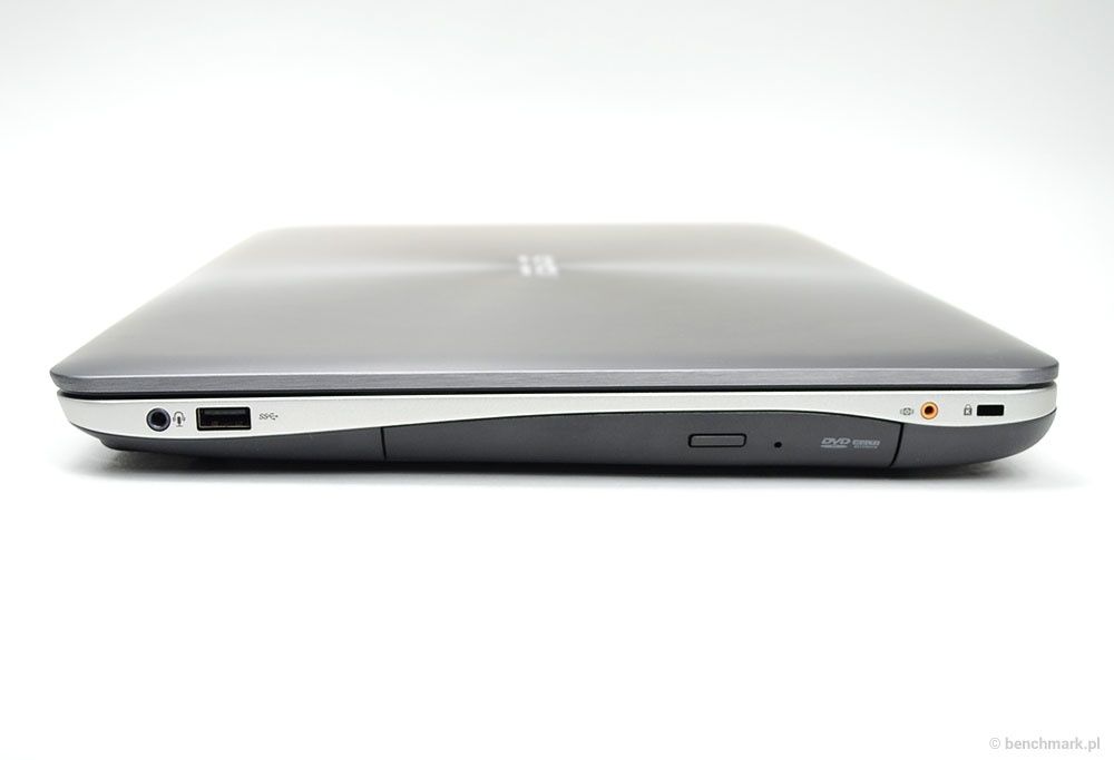 Asus N551J prawy bok