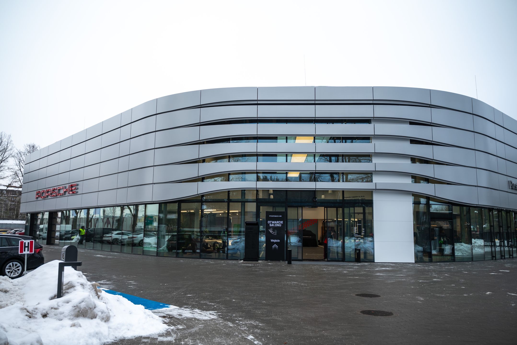 Porsche Centrum Warszawa Wawer