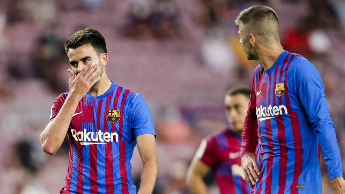 Zdjęcie okładkowe artykułu: Getty Images / David S. Bustamante/Soccrates / Na zdjęciu: gracze FC Barcelona: Eric Garcia (z lewej) i Gerard Pique